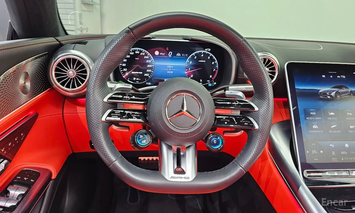 Mercedes-Benz SL-Class 2023 AMG SL63 4MATIC+