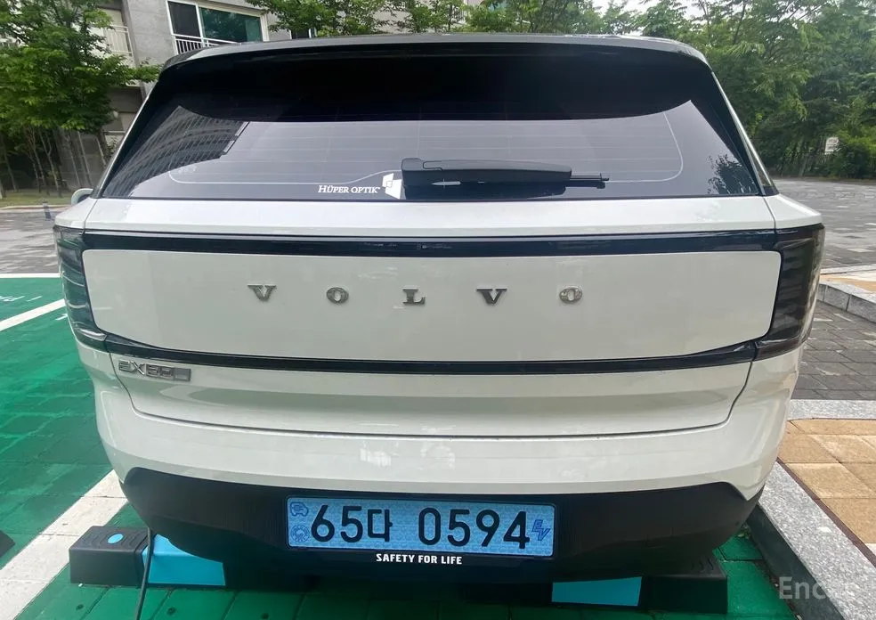 Фото 3 - Volvo EX30