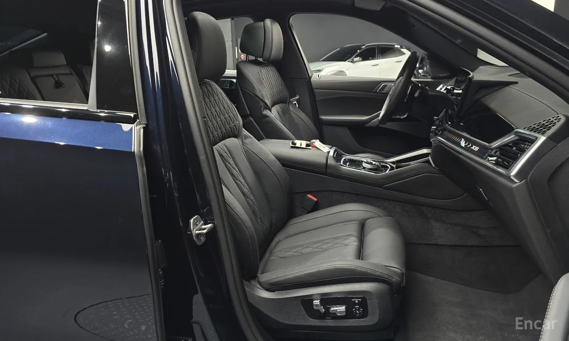 Фото 26 - BMW X6