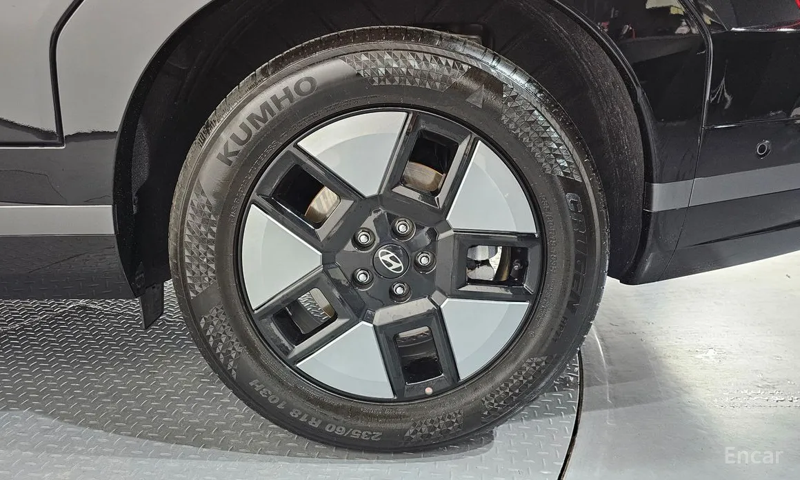 Фото 21 - Hyundai Santa Fe