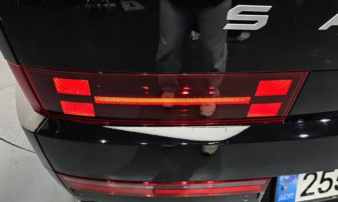 Фото 23 - Hyundai Santa Fe