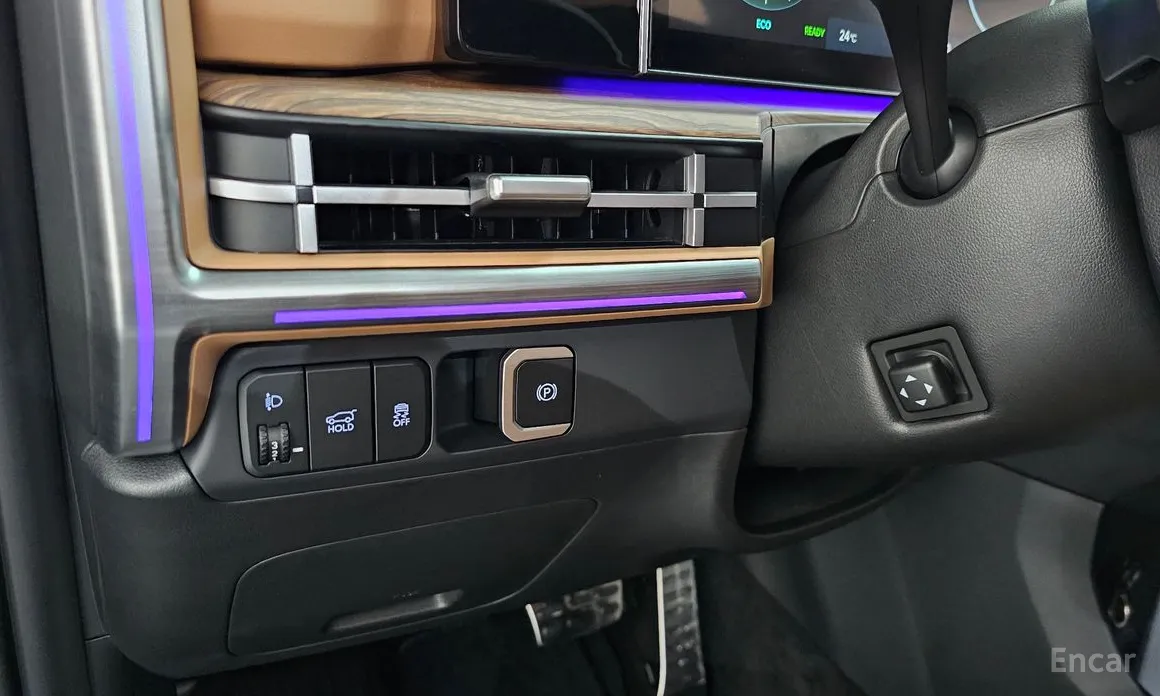 Фото 27 - Hyundai Santa Fe