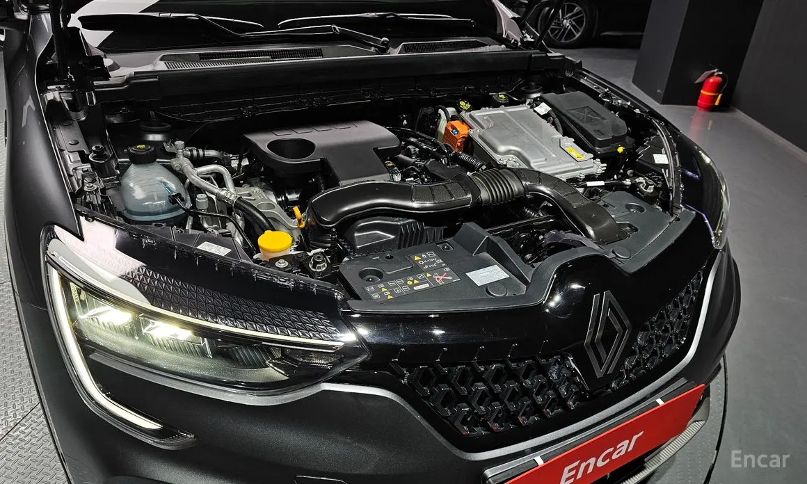 Renault Arkana 2024 1.6 E-TECH Iconic