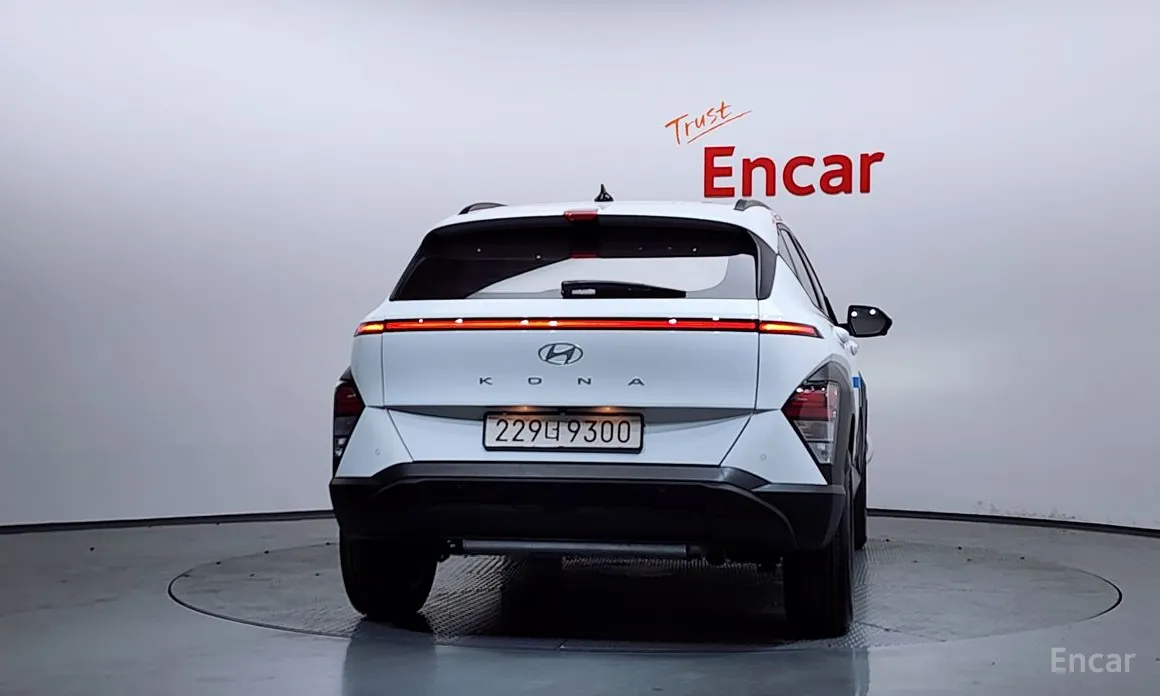 Photo 4 - Hyundai Kona