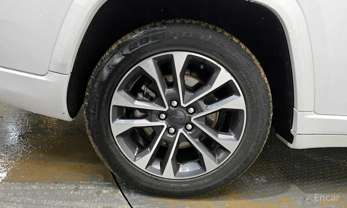 Jeep Cherokee 2021 L 3.6 Overland