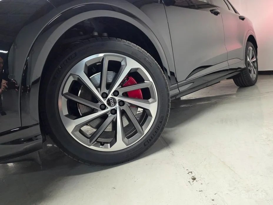 Audi Q5 2025 40 TDI Quattro S Line Black Edition