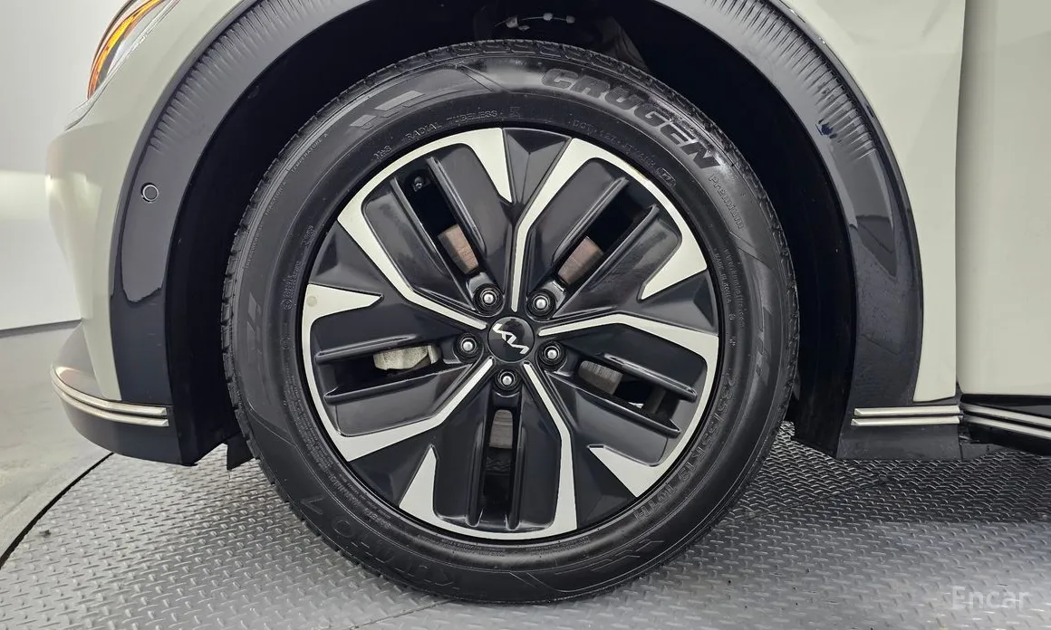Фото 5 - Kia EV6