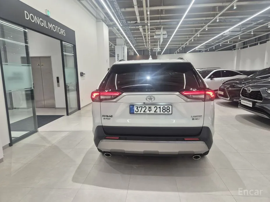 Toyota RAV4 2019 2,5 4WD Hybrid LTD