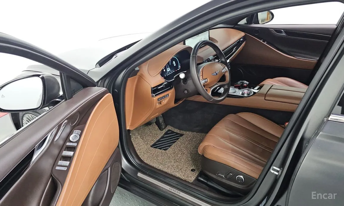 Фото 10 - Genesis G80