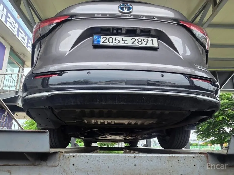 Toyota Sienna 2020 2.5 Hybrid 2WD