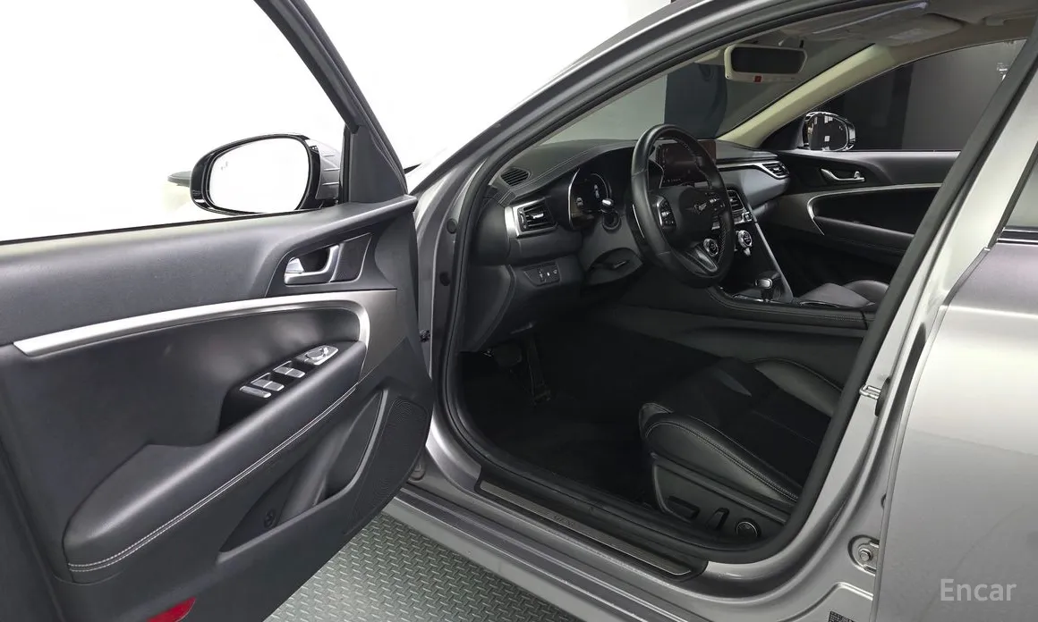 Genesis G70 2022 Gasoline 2.0T 4WD