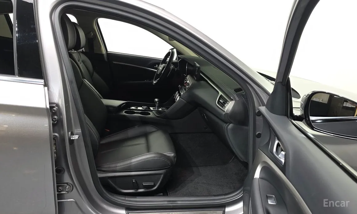 Genesis G70 2022 Gasoline 2.0T 4WD