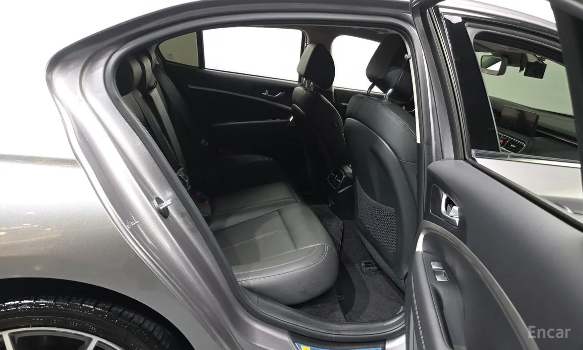 Genesis G70 2022 Gasoline 2.0T 4WD