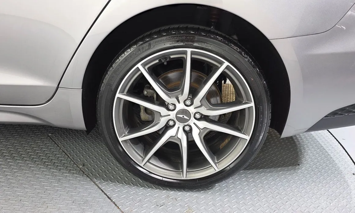 Genesis G70 2022 Gasoline 2.0T 4WD