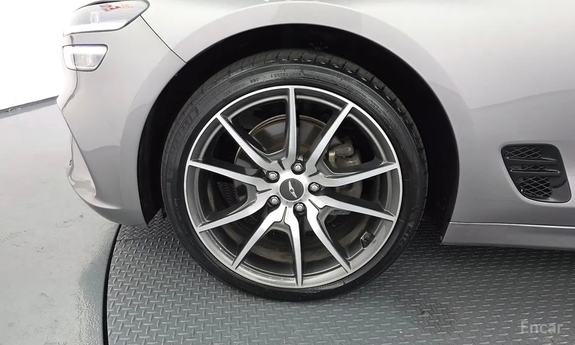 Genesis G70 2022 Gasoline 2.0T 4WD