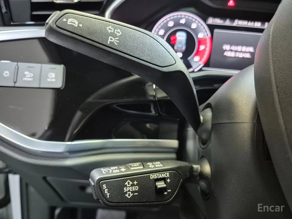 Audi Q3 2018 40 TFSI Quattro Premium