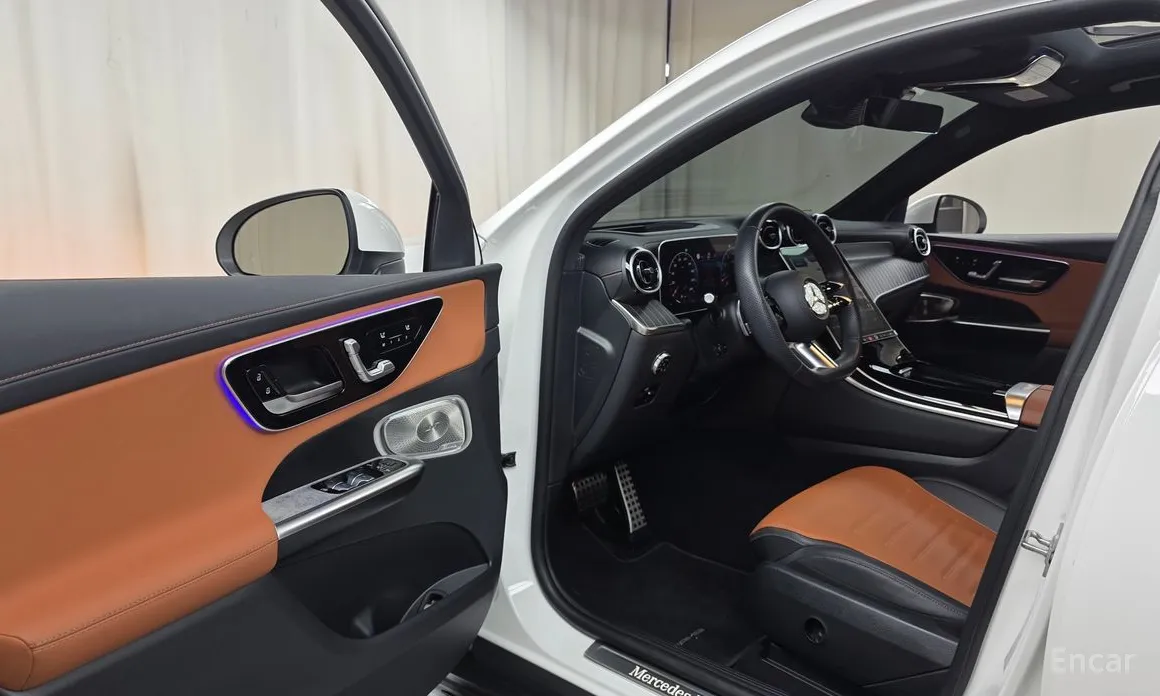 Mercedes-Benz GLC-Class 2023 GLC300 4MATIC Coupe