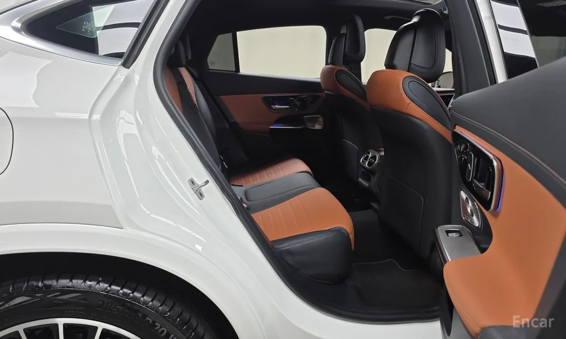 Mercedes-Benz GLC-Class 2023 GLC300 4MATIC Coupe