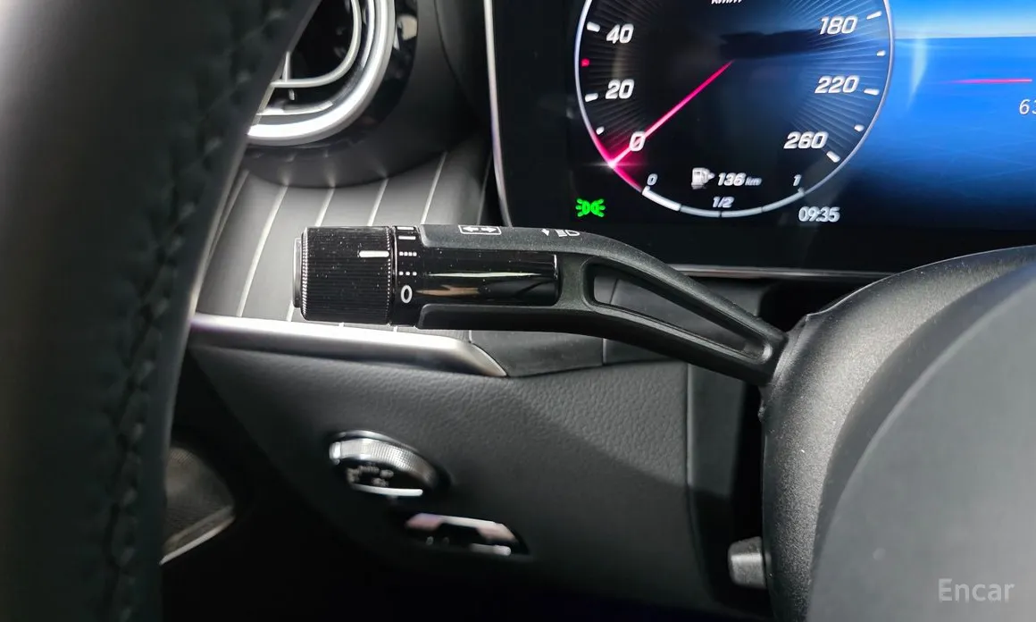 Mercedes-Benz GLC-Class 2023 GLC300 4MATIC Coupe