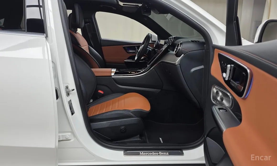 Mercedes-Benz GLC-Class 2023 GLC300 4MATIC Coupe
