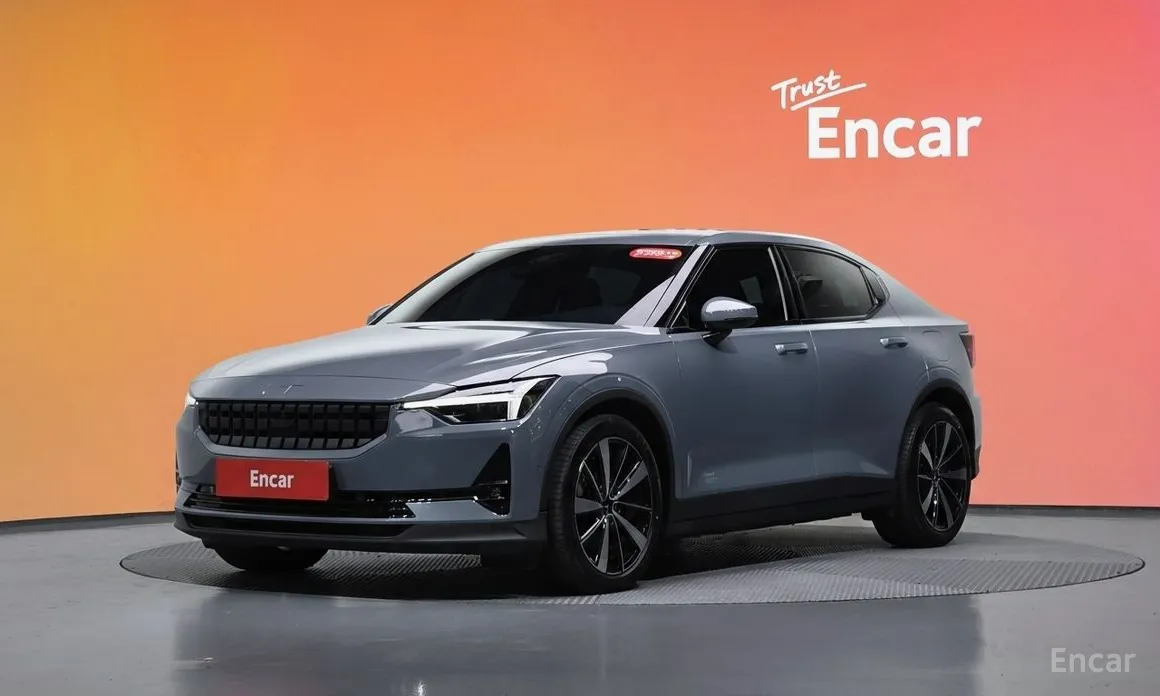Фото 1 - Polestar 2