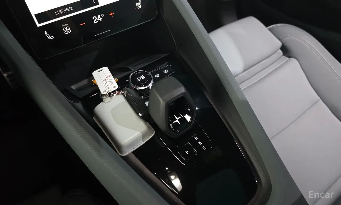 Фото 9 - Polestar 2