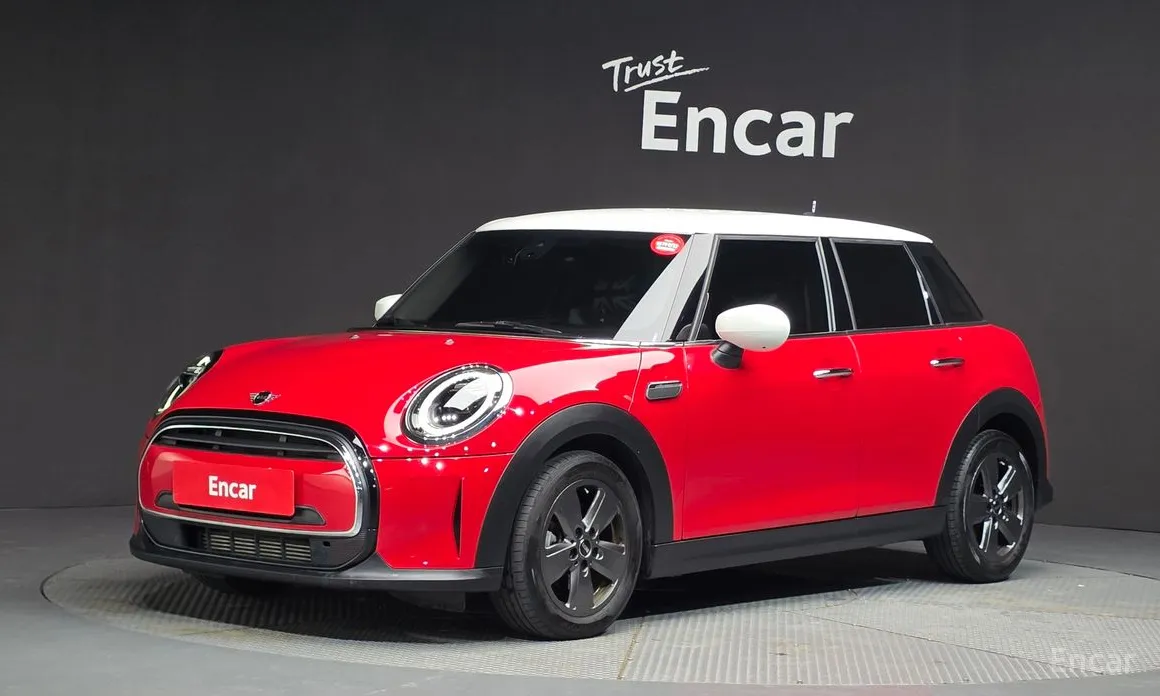 Фото 1 - Mini Cooper