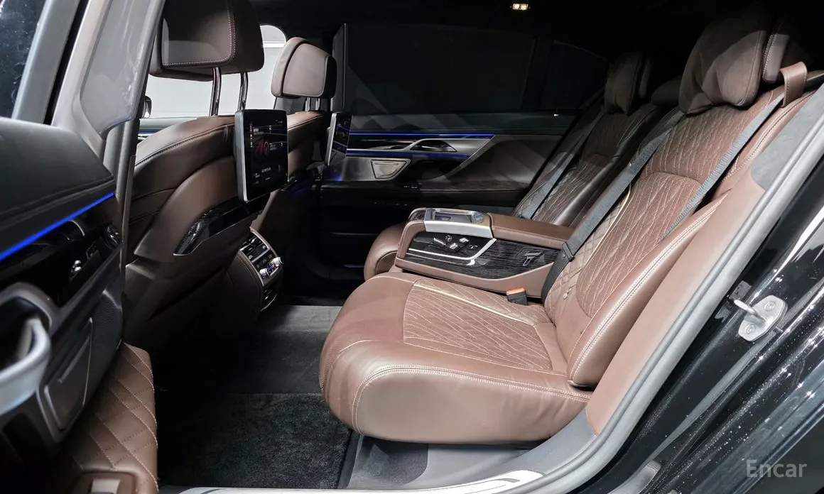BMW 7 Series 2015 740Li xDrive M Sport Package