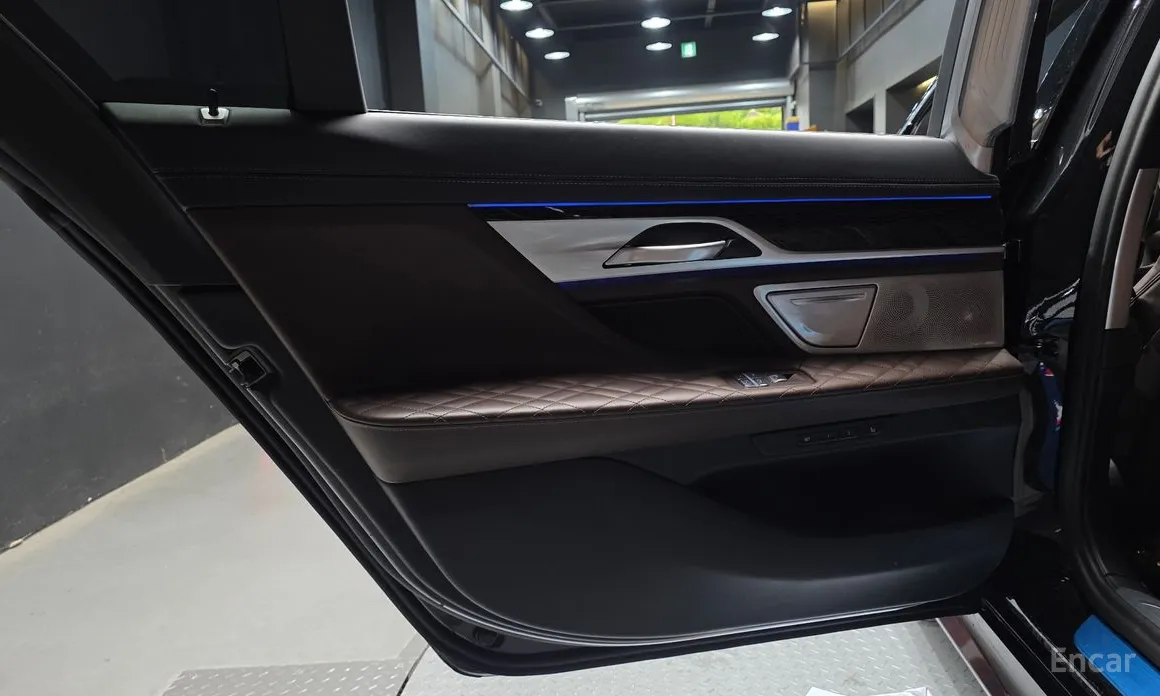 BMW 7 Series 2015 740Li xDrive M Sport Package