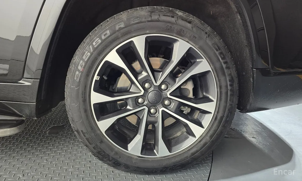 Jeep Cherokee 2021 L 3.6 Overland