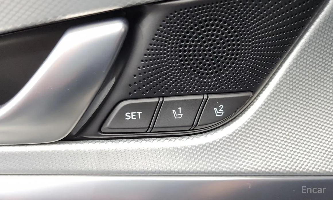 Genesis G70 2020 Gasoline 2.5T 4WD