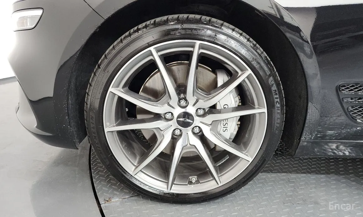 Genesis G70 2020 Gasoline 2.5T 4WD