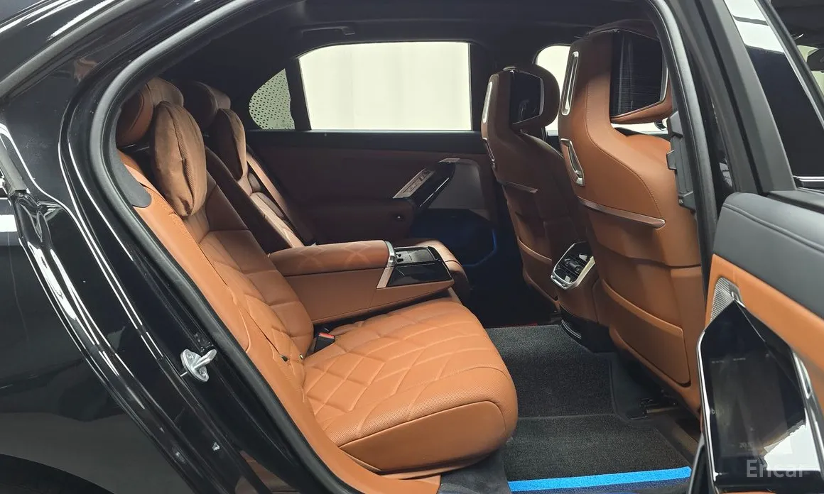 BMW 7 Series 2022 740d xDrive M Sport