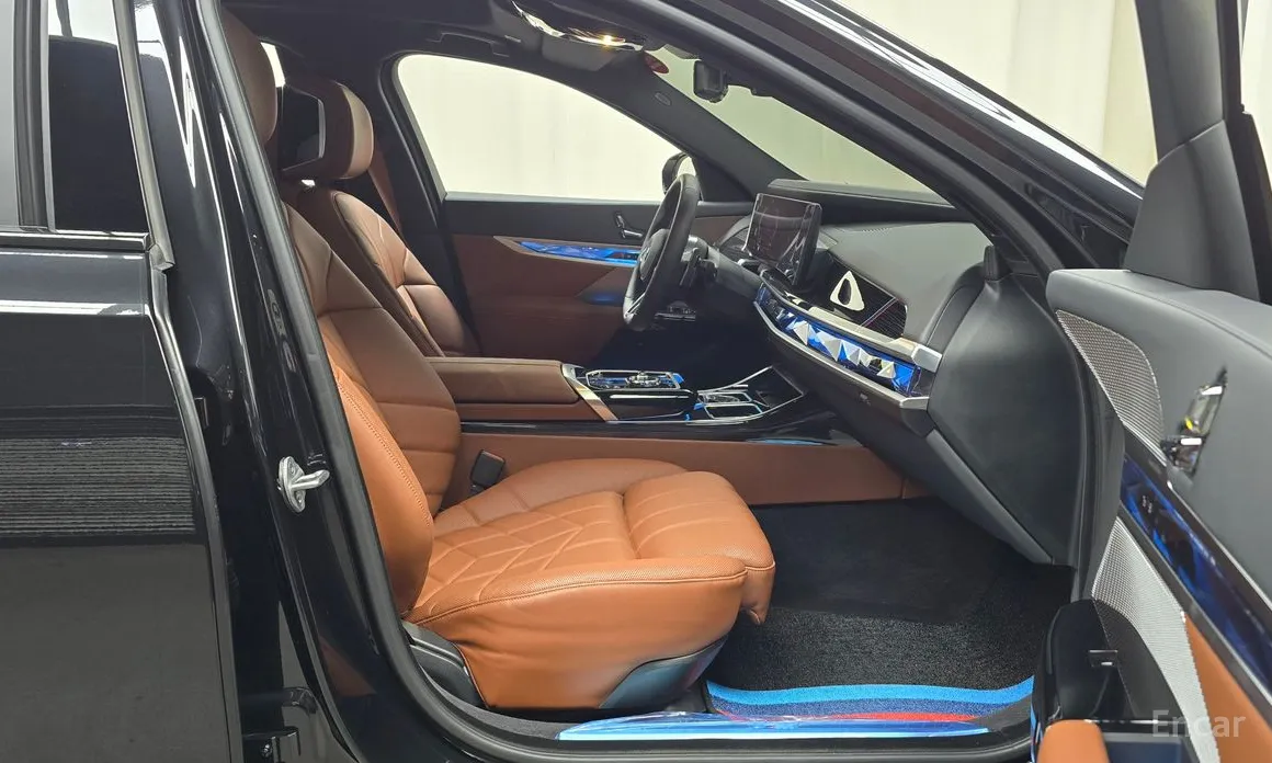 BMW 7 Series 2022 740d xDrive M Sport