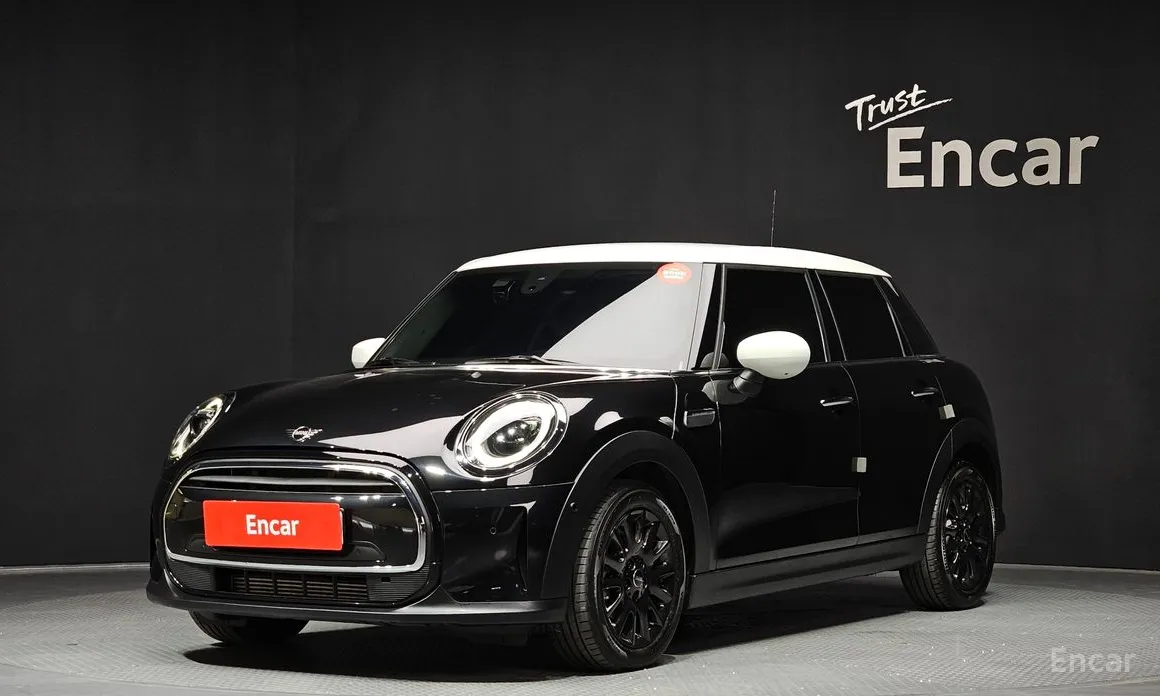Фото 1 - Mini Cooper