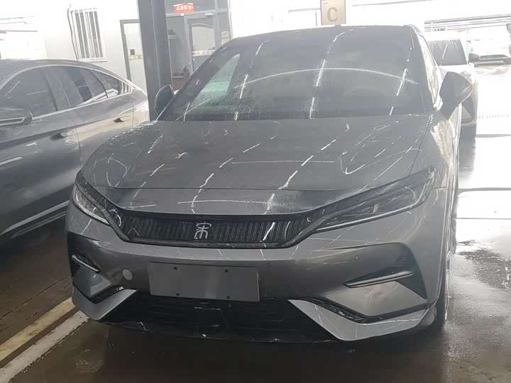 Фото 2 - BYD Song L