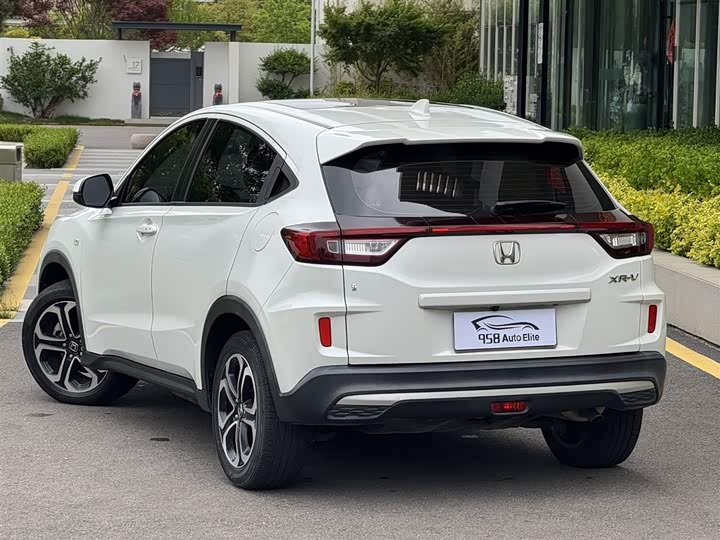 Фото 8 - Honda XR-V