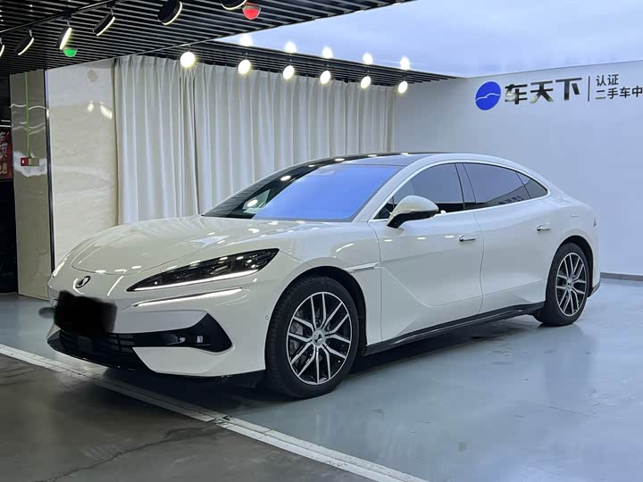 2024 Denza Z9