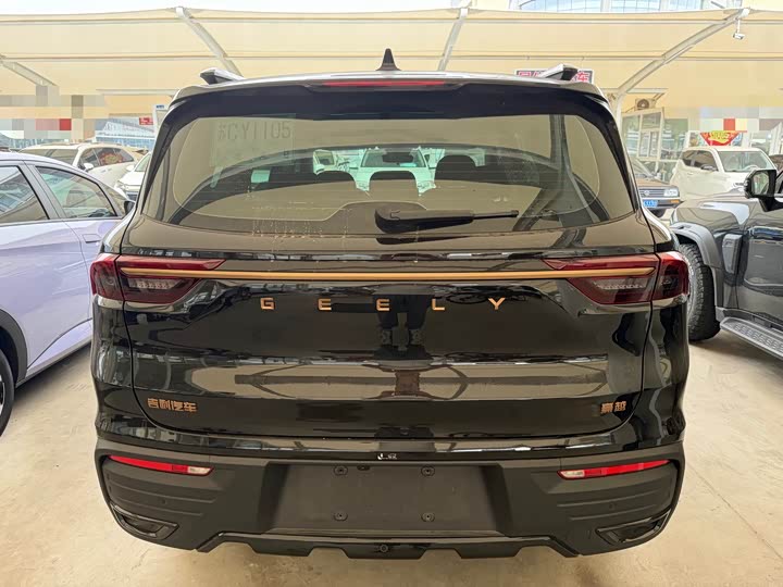 Geely Okavango 2022 2022款 1.8TD DCT黑金限定版 7座