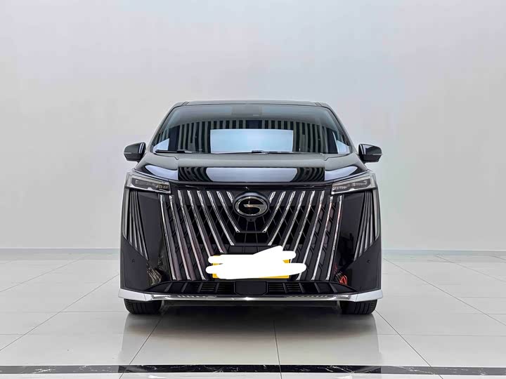 Фото 2 - GAC Trumpchi M8