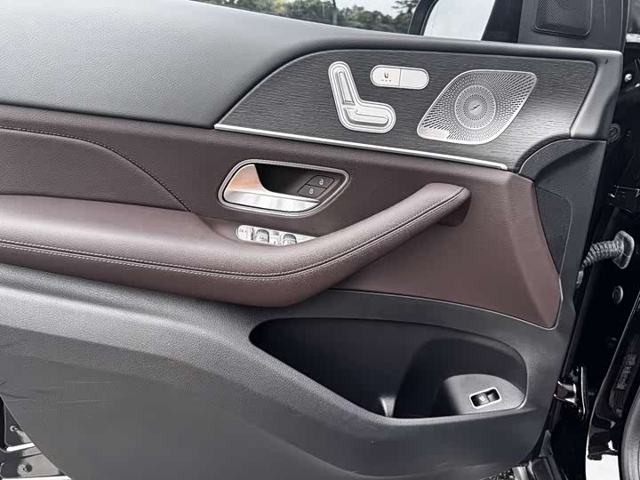 Фото 4 - Mercedes-Benz GLE-Class