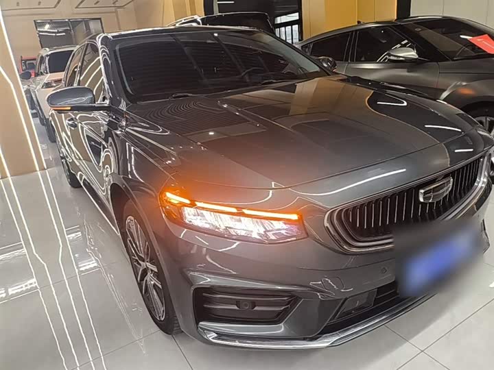 Фото 4 - Geely Preface