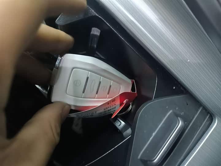 Фото 9 - Geely Preface