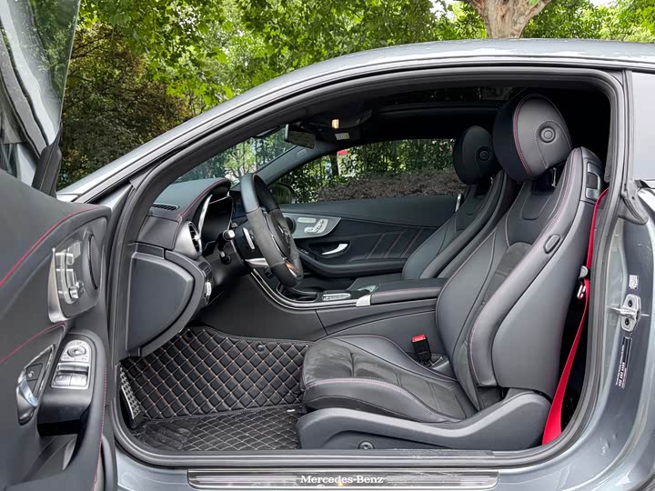 Фото 7 - Mercedes-Benz C-Class