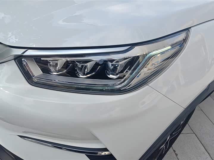 Zdjęcie 5 - BYD Yuan Pro