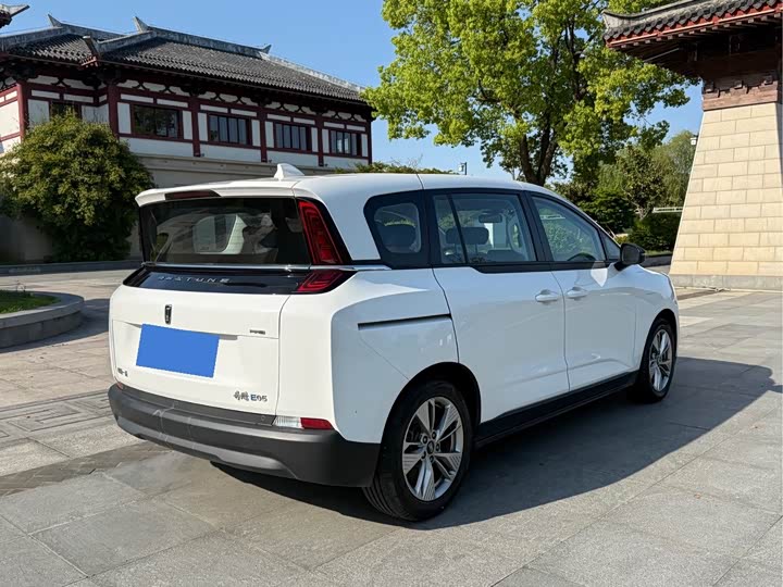 Bestune NAT 2023 2023款 PRO 乐享出行版 425km