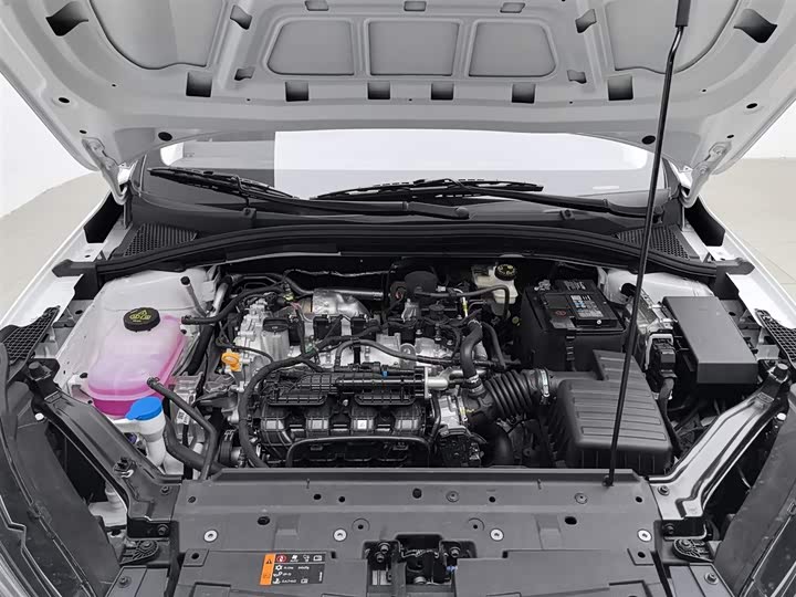 Roewe i5 2026 2026款 1.5L 手动舒享版
