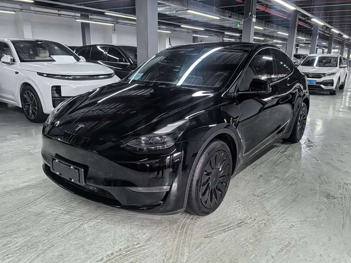Zdjęcie 1 - Tesla Model Y