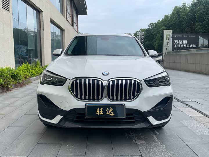 Zdjęcie 2 - BMW X1