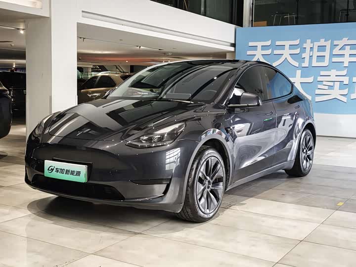 Zdjęcie 1 - Tesla Model Y